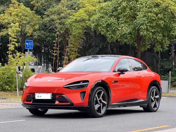 Фото 1 - Xiaomi YU7