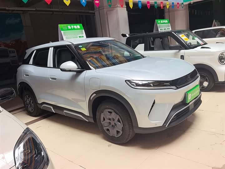 Фото 14 - BYD Yuan Up