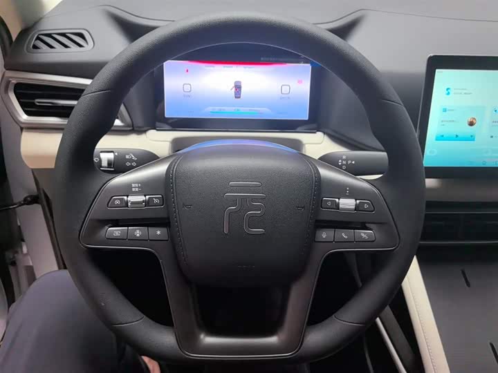 Фото 5 - BYD Yuan Up