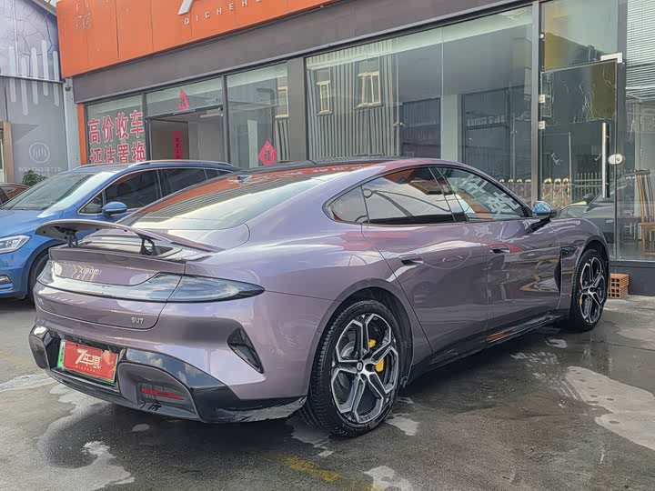 Фото 4 - Xiaomi SU7