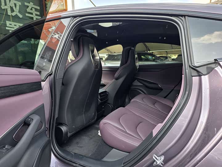 Фото 8 - Xiaomi SU7