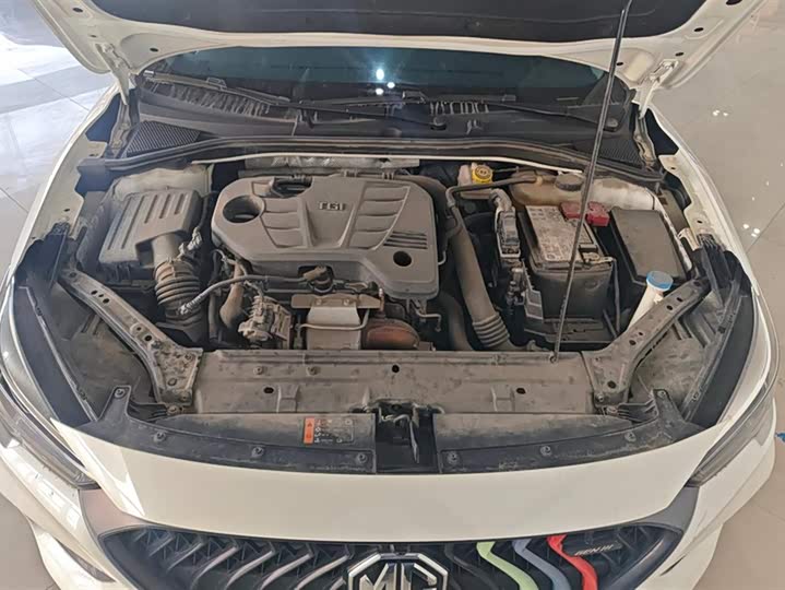 Фото 10 - MG Motor 6