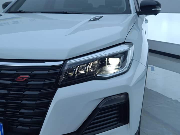 Фото 5 - Changan CS75