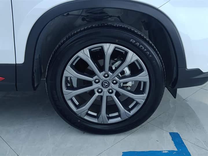 Фото 6 - Changan CS75