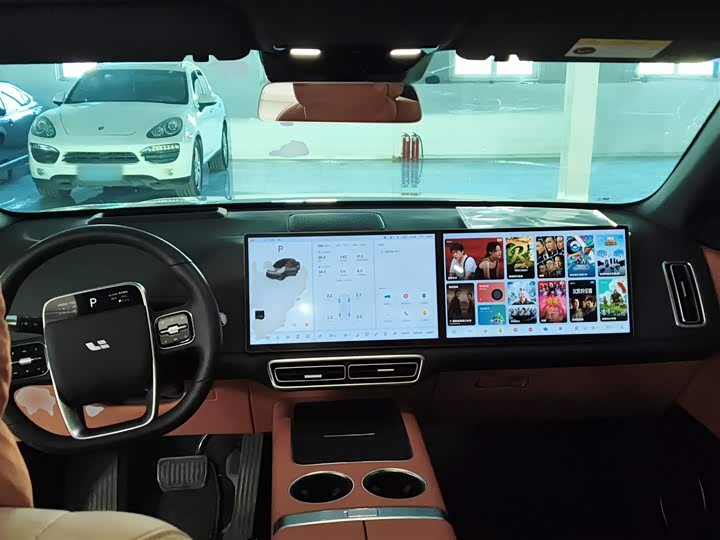 Фото 10 - LiXiang L6