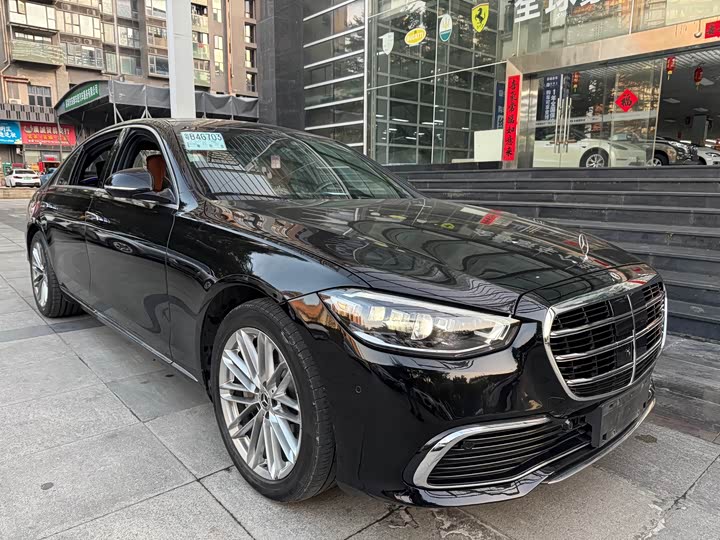 Фото 3 - Mercedes-Benz S-Class