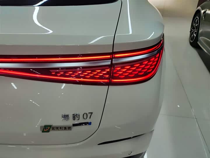 Фото 8 - BYD Seal 07 DM-i Hybrid