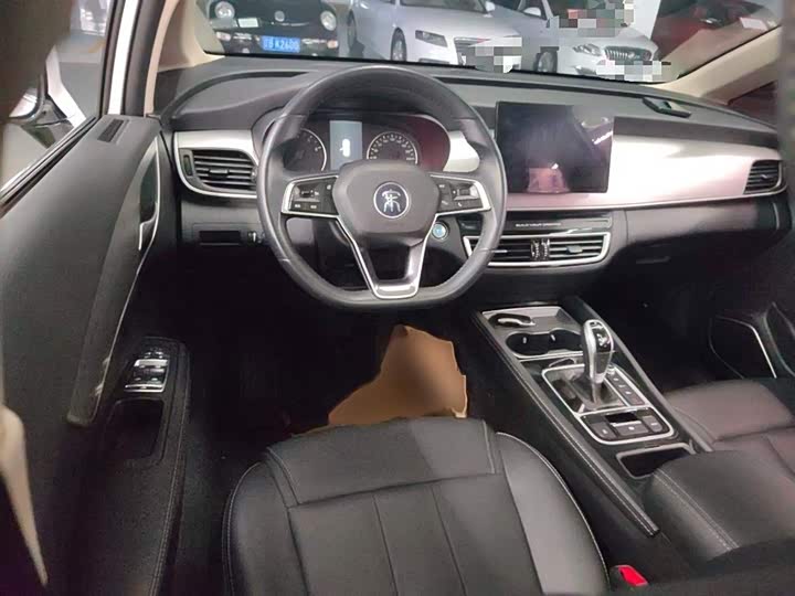 Фото 3 - BYD Song Max