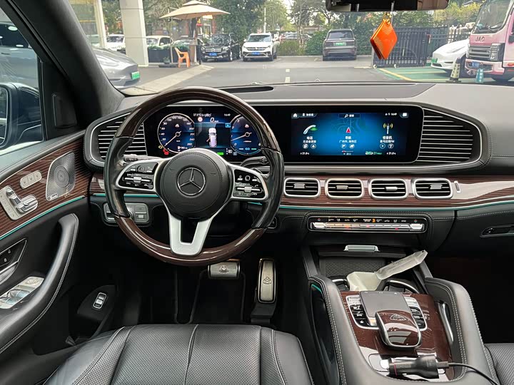 Фото 14 - Mercedes-Benz Maybach GLS