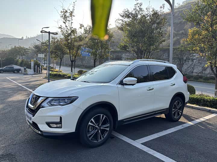 Фото 1 - Nissan X-Trail