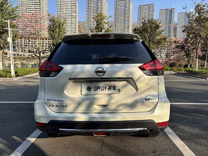 Фото 5 - Nissan X-Trail