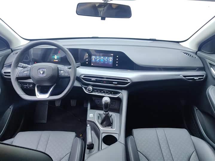 Фото 12 - Changan Eado Plus