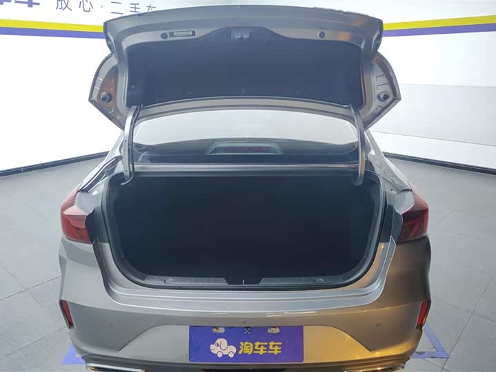 Фото 4 - Changan Eado Plus