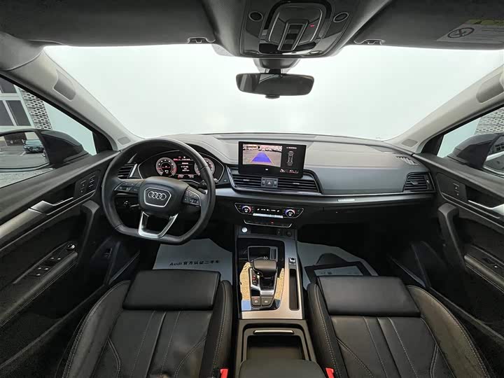 Фото 6 - Audi Q5L