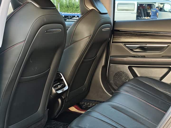 Фото 12 - XPeng P7