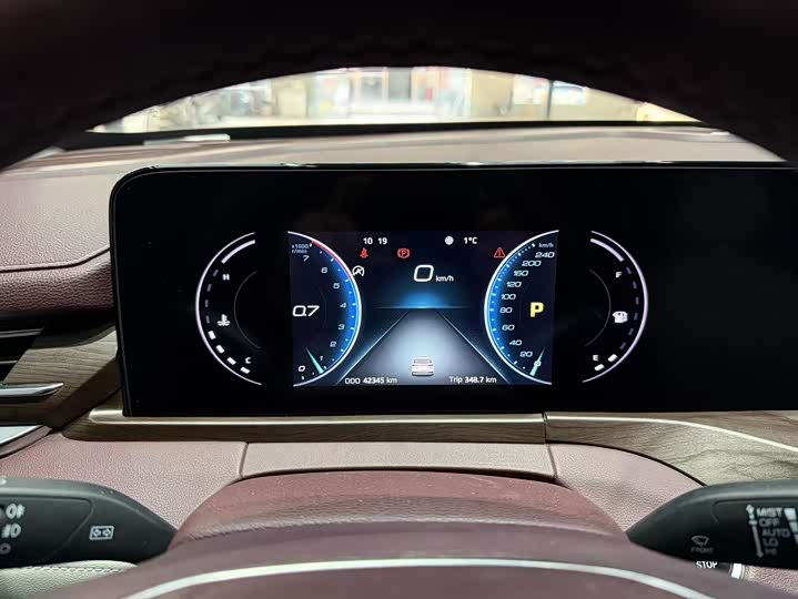 Фото 8 - Ford Equator