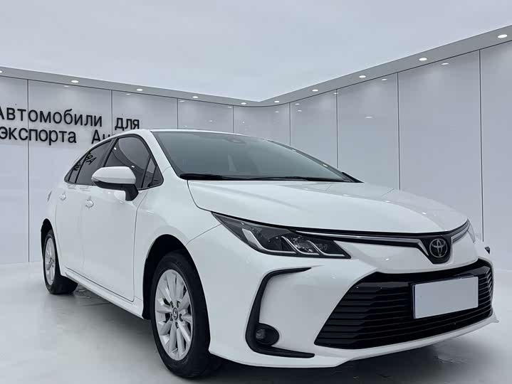 Фото 3 - Toyota Corolla