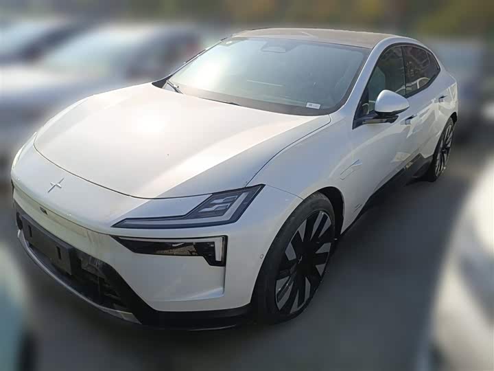 Фото 3 - Polestar 4