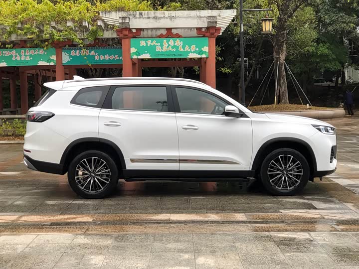 Фото 10 - Chery Tiggo 8 Plus Hybrid