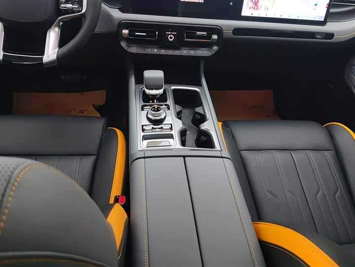 Фото 16 - BAIC Beijing BJ40 Hybrid