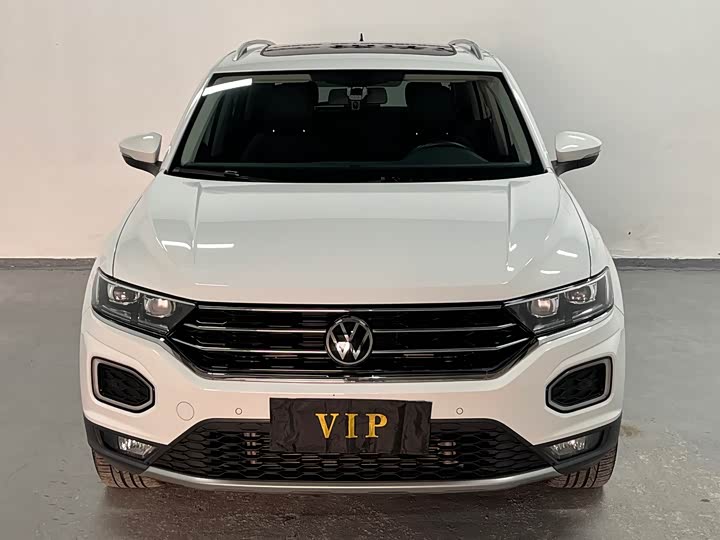 Фото 2 - Volkswagen T-Roc