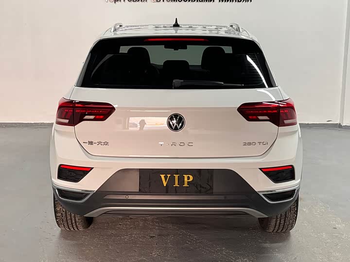 Фото 5 - Volkswagen T-Roc