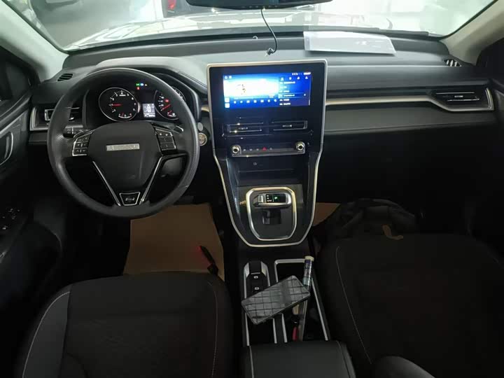 Фото 10 - Haval M6