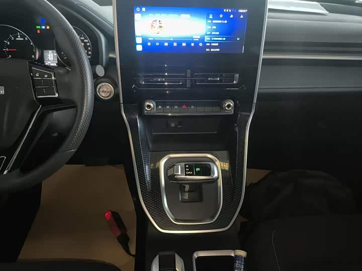 Фото 13 - Haval M6