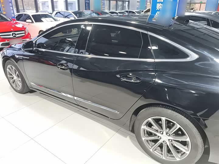 Фото 5 - Buick LaCrosse