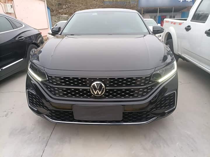 Фото 3 - Volkswagen Passat