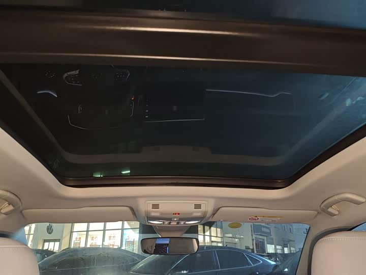 Фото 9 - Volkswagen Tharu