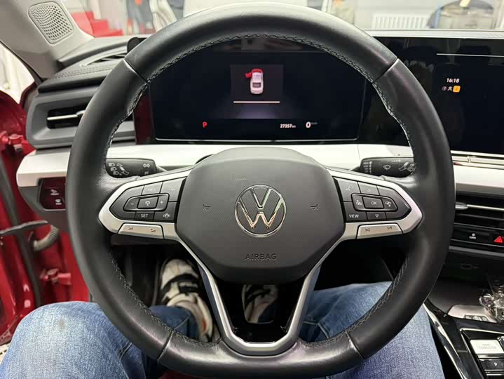 Фото 12 - Volkswagen Lamando L