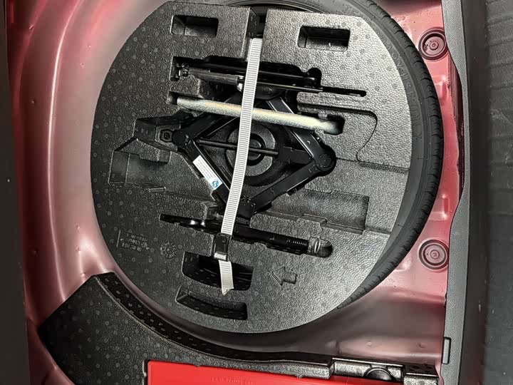 Фото 19 - Volkswagen Lamando L