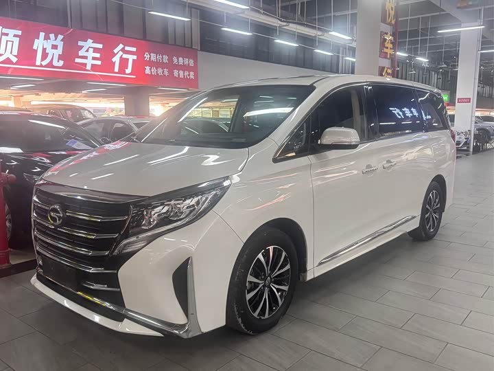 Фото 1 - GAC Trumpchi M8