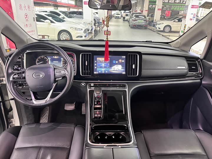 Фото 7 - GAC Trumpchi M8