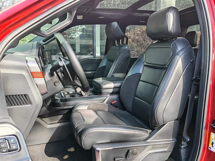 Фото 5 - Ford F-150 Raptor