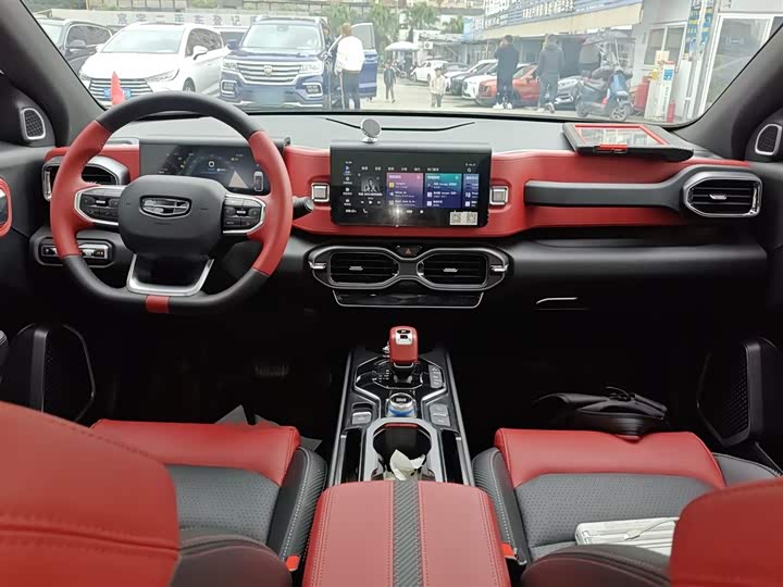 Фото 10 - Geely Icon