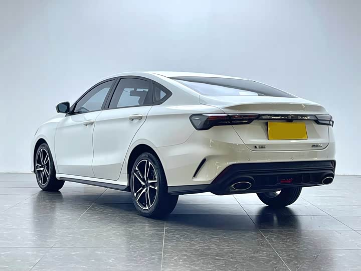 Фото 19 - Geely Binrui