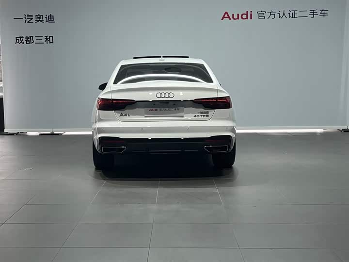 Фото 3 - Audi A4L