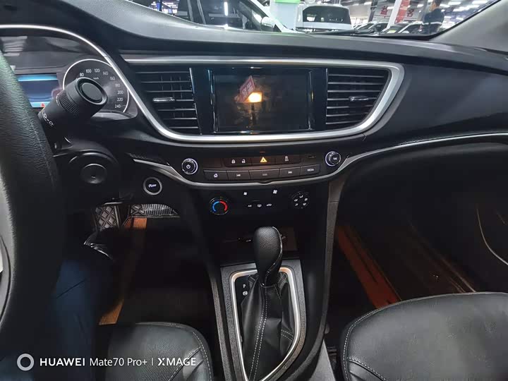 Фото 10 - Buick Excelle GT