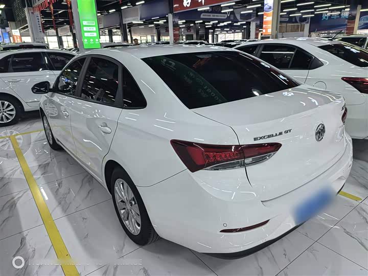 Фото 14 - Buick Excelle GT