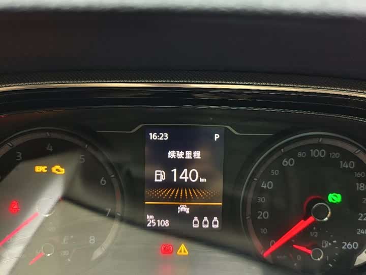 Фото 13 - Volkswagen Tayron