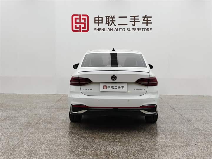 Фото 3 - Volkswagen Lavida