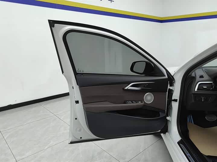 Фото 7 - BMW 1 Series