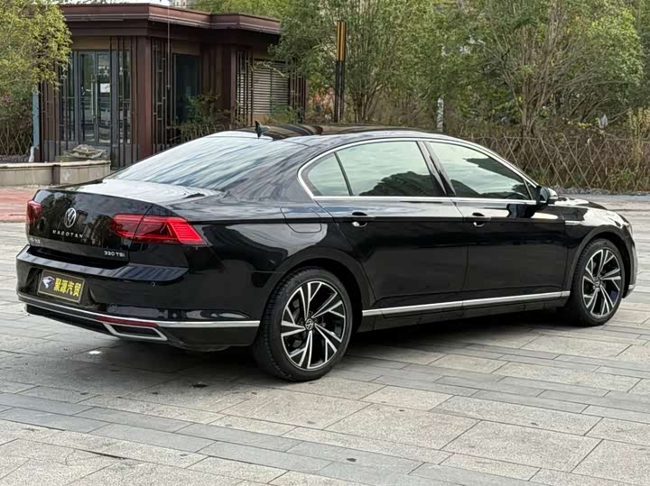 Фото 4 - Volkswagen Magotan