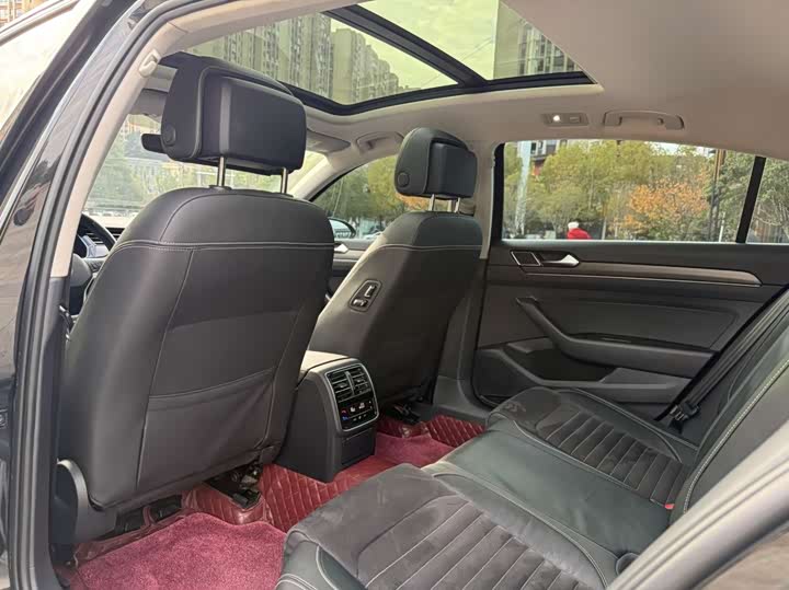 Фото 8 - Volkswagen Magotan