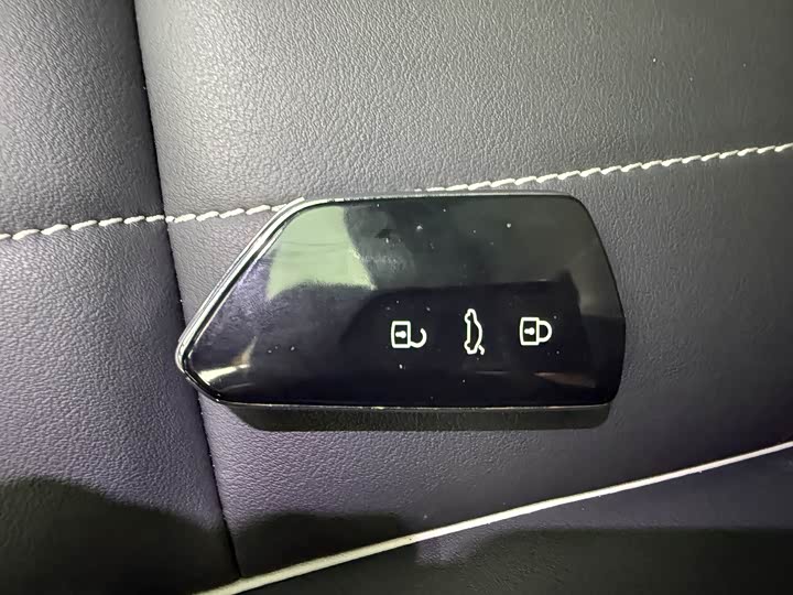 Фото 9 - Volkswagen ID.4 X