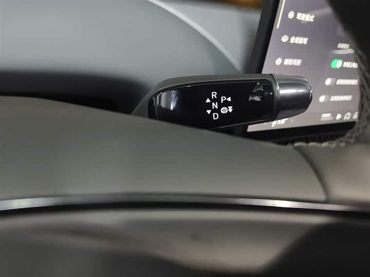 Фото 14 - XPeng G7