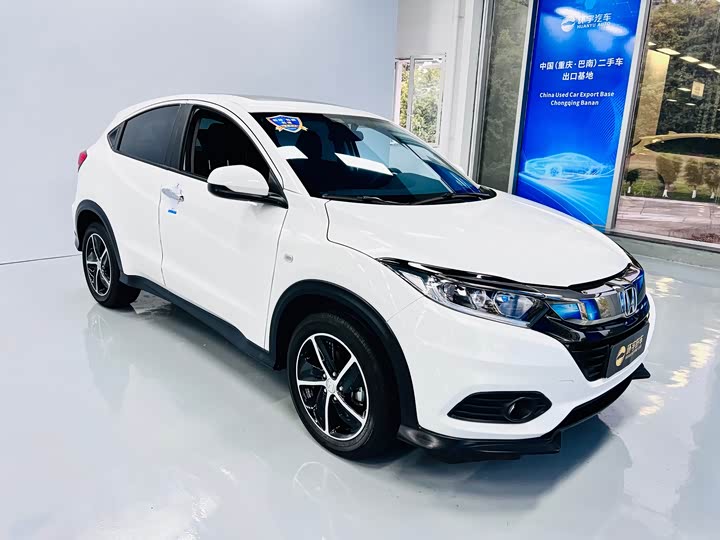 Фото 3 - Honda Vezel