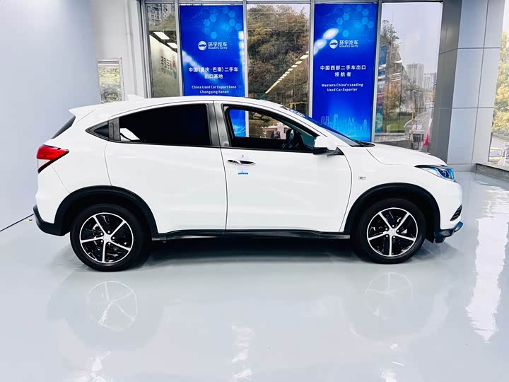 Фото 5 - Honda Vezel